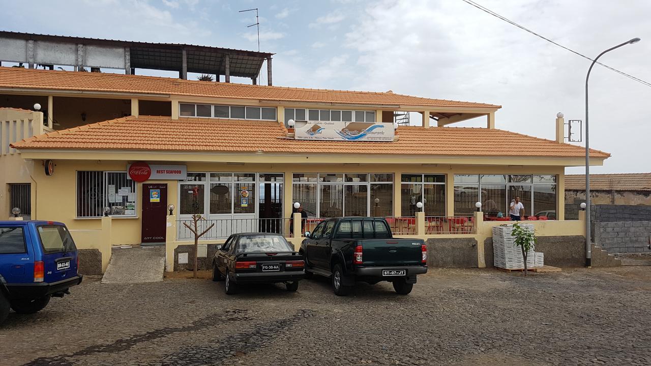 Hotel Ocean View & Restaurante Seafood São Filipe Esterno foto